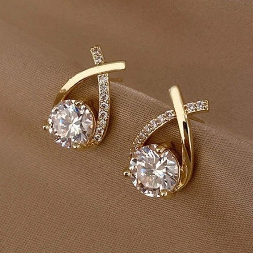 2ct Diamond 18K Gold Twisted Womens Earrings Soliatire Stud Style Ladies Jewelry - Picture 6 of 7